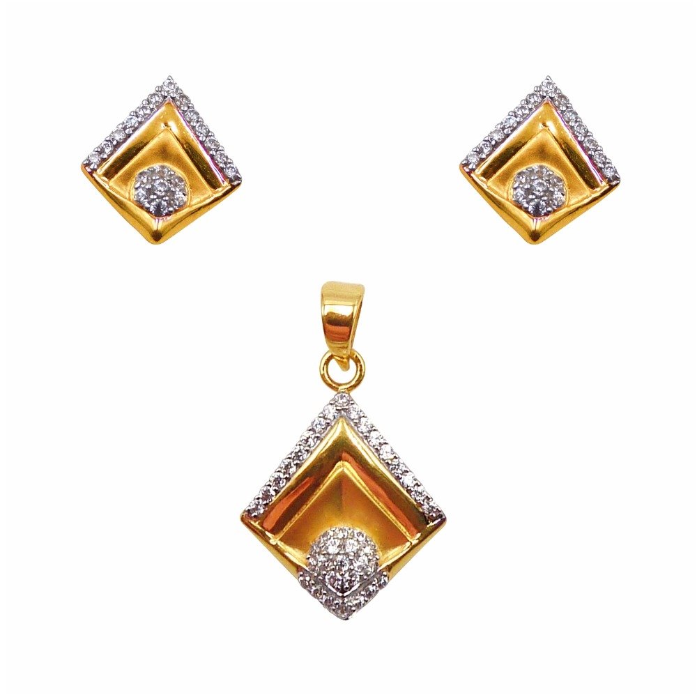 Fancy 22k gold pendant set